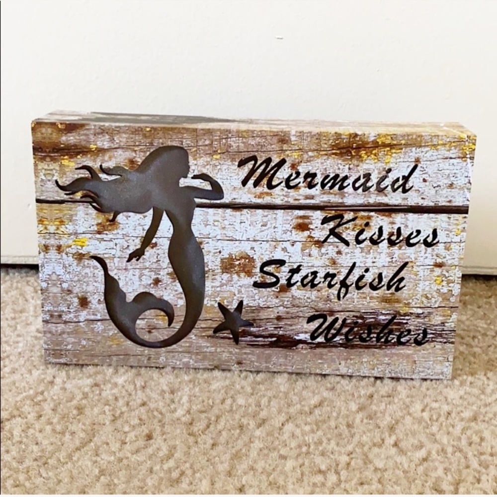 🧜‍♀️ beachy mermaid light box decor